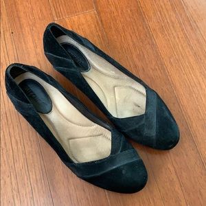 Earth Wedge Suede 7